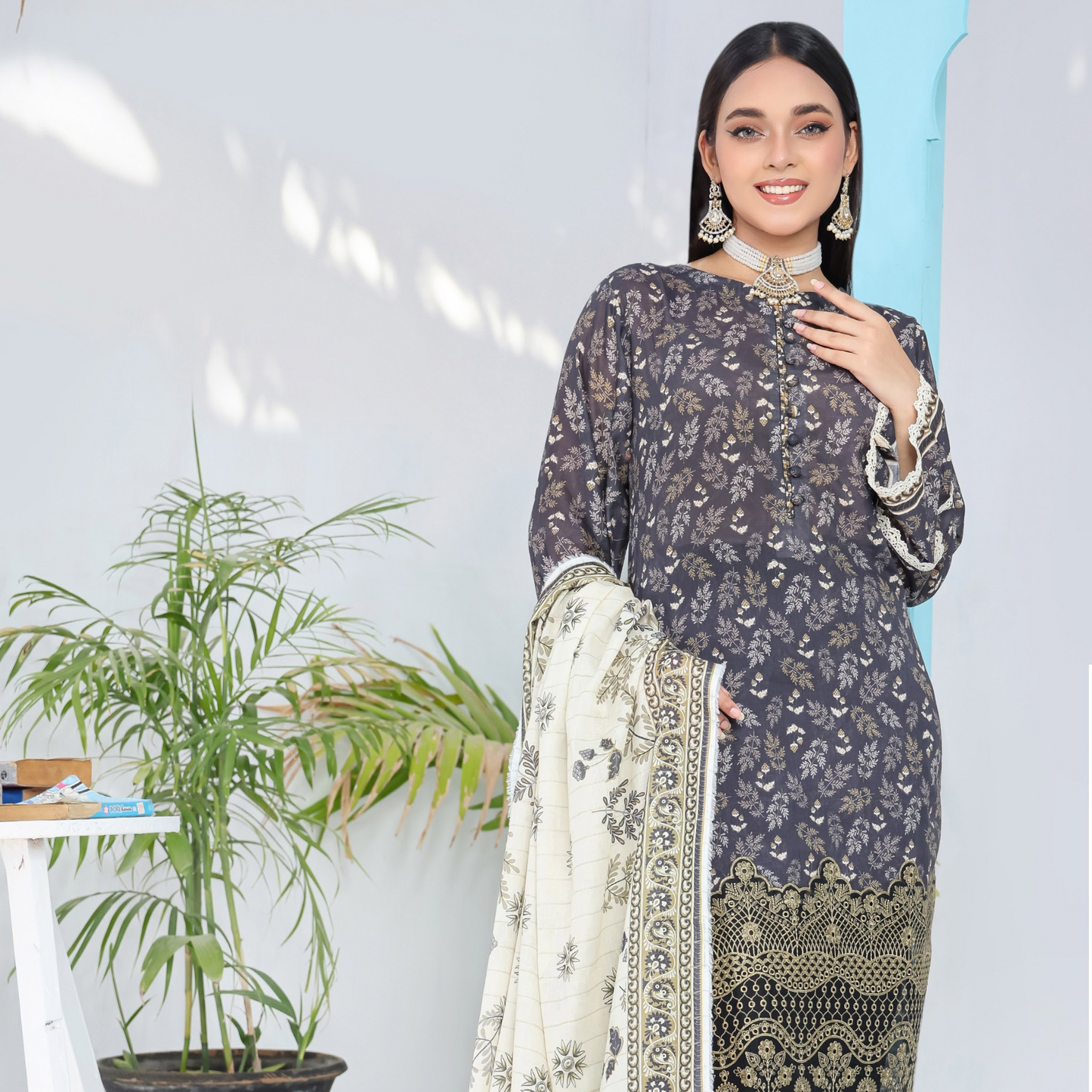 Lawn 3 piece Stitch Embroidered Chicken Kari Daman Collection With Fancy Zari Duppata