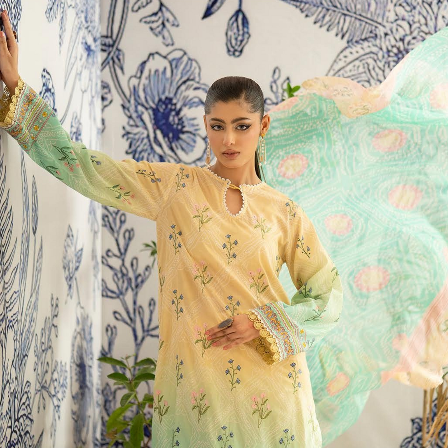 ROSHNAI 3 PC UN-STITCHED (SHIRT TROUSER & DUPATTA)
