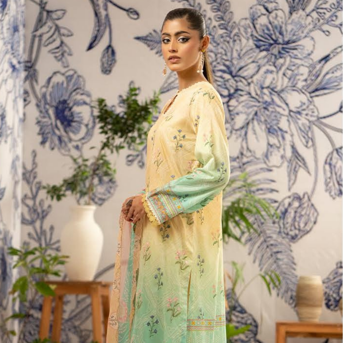 ROSHNAI 3 PC UN-STITCHED (SHIRT TROUSER & DUPATTA)