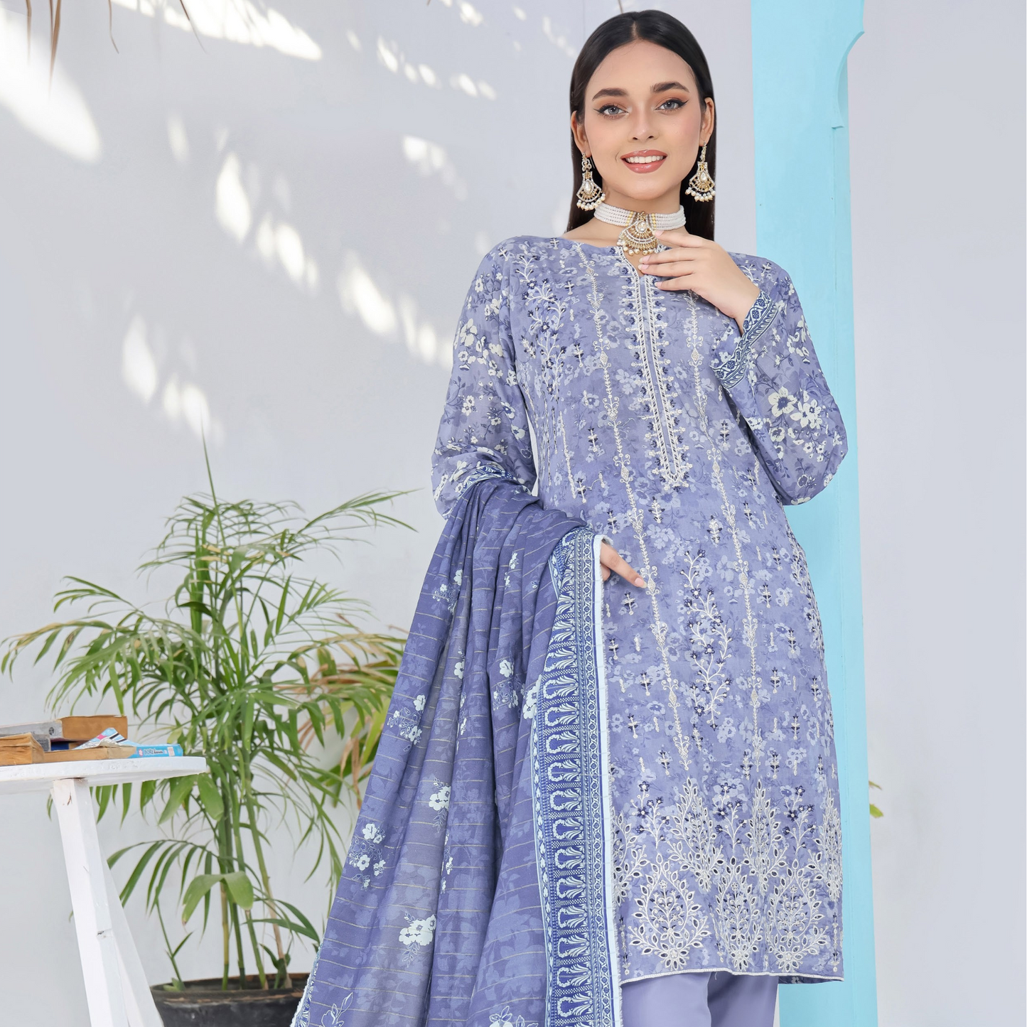 Lawn 3 piece Stitch Embroidered Chicken Kari Daman Collection With Fancy Zari Duppata