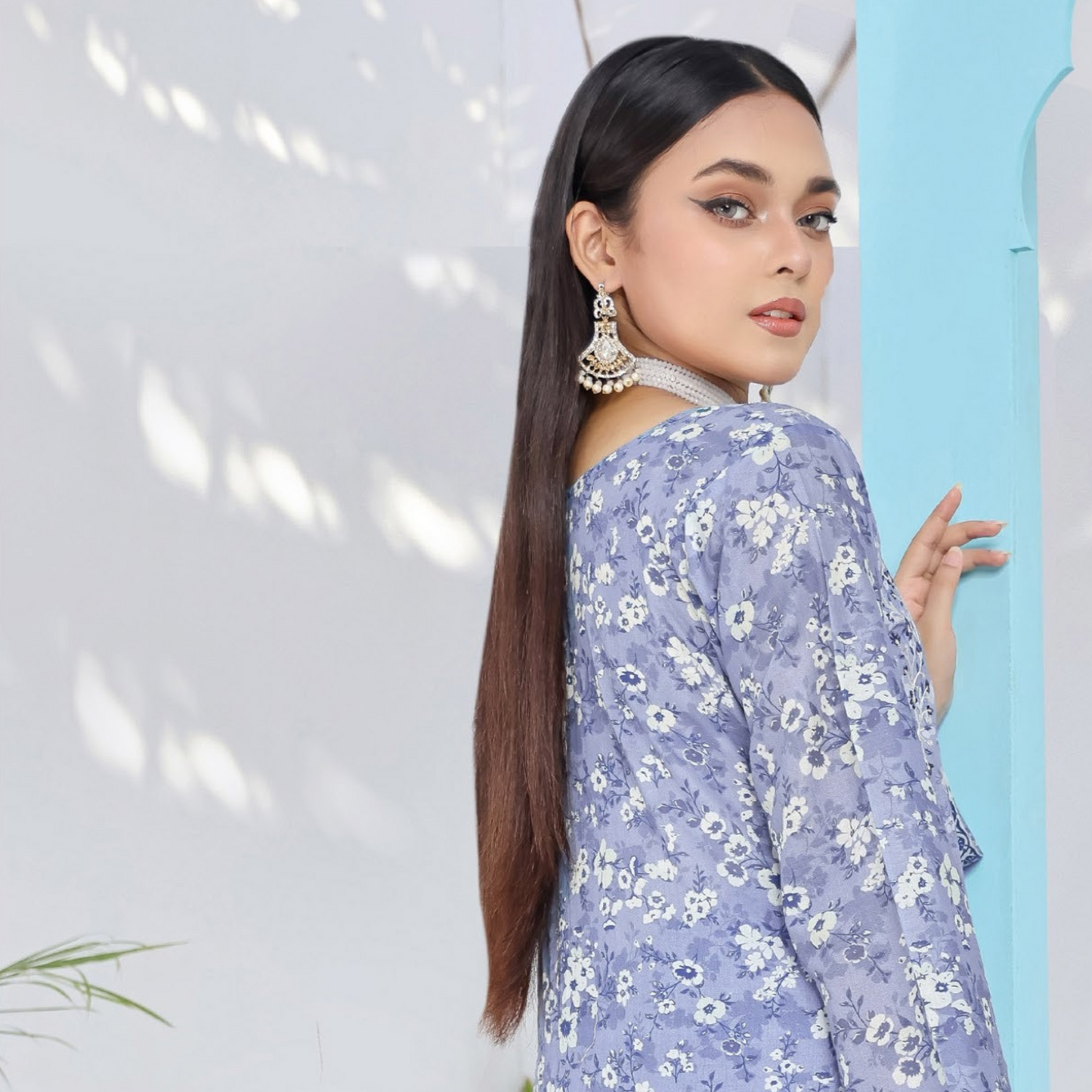 Lawn 3 piece Stitch Embroidered Chicken Kari Daman Collection With Fancy Zari Duppata